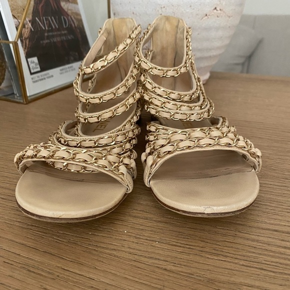 Chanel chain gladiator sandals - Picture 5 of 10